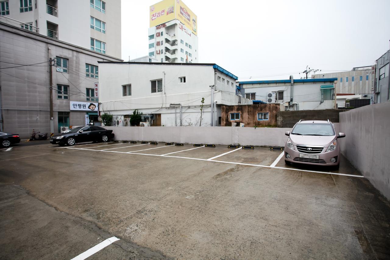 Motel Gwangan Blue Moon Ciudad Metropolitana de Ciudad Metropolitana de Busan Exterior foto